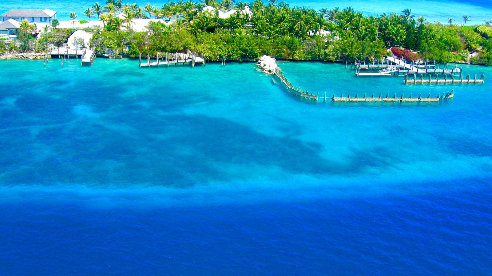 Aerial view of turquoise water and coastline near Nassau, Bahamas